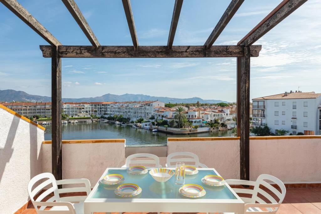 Flateli Empuriabrava Appartement Buitenkant foto